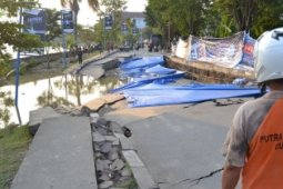 Wisata Jalan Ambles