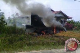 Pesawat Hawk Jatuh