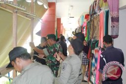 Puluhan Pedagang Pasar SAD Ditertibkan