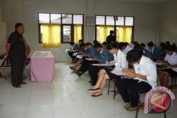 STP Santo Agustinus Lakukan Wisuda Mahasiswa Terakhir