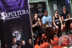 Sepultura Hentakkan Panggung Tenggarong