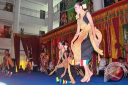 Tari Pedalaman Diminati Pengunjung Festival Kemilau
