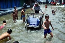 BANJIR ROB