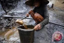 Pulau terluar Batam dikotori limbah minyak