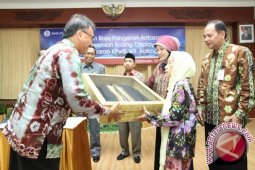 Muskat Pangeran Antasari Diserahkan