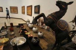 SENI RUPA TRADISI