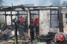 Dua rumah hangus terbakar di Bengkulu