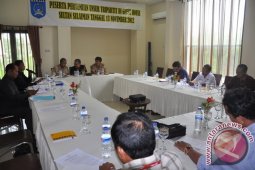 DISKUSI TRIPARTIT