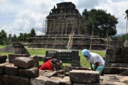 PERAWATAN CANDI MENDUT