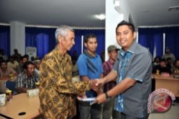 ADVERTORIAL - Pemkab Bantu Kelompok Tani dan Nelayan