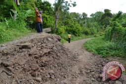 Bupati Usulkan Solusi Atasi Longsor Lampung Barat 