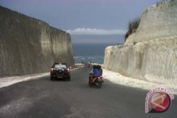 "Darah" Baru Panorama Tebing di Ujung Bali
