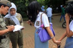 BOLOS SEKOLAH