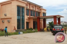 Bupati Tinjau Aktivitas Karyawan Dinas Bina Marga
