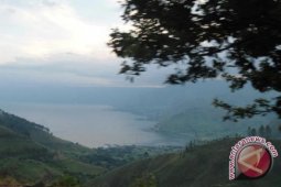 Samosir bangun infrastruktur tingkatkan wisatawan
