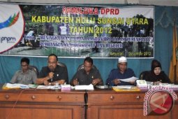 SEMILOKA DPRD HSU