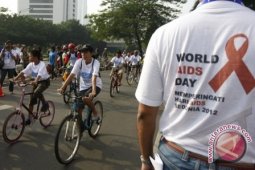 Dinkes Libatkan Komunitas Waria Kampanyekan Bahaya HIV/AIDS