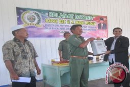 Warga Kampung Beloro Dambakan Jalan Kejawi Mulus