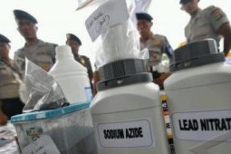 BARANG BUKTI TERORIS DOMPU