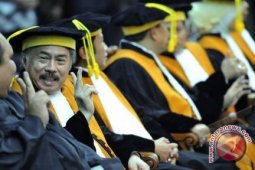 Hakim Konstitusi Mengaku Teteskan Air Mata Untuk AM