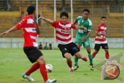 Persebaya IPL minta revisi jadwal pertandingan