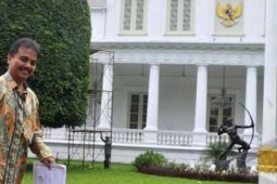 ROY SURYO MENPORA
