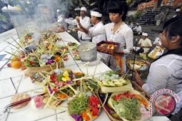 Umat Hindu Rayakan Hari Lahir Iptek, Saraswati
