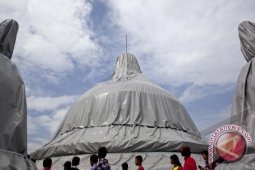 Uji Coba Penutup Stupa Borobudur Selesai Senin
