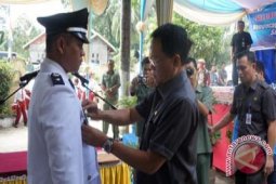 Bupati Batanghari lantik Kepala Desa Karmeo