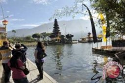 Erupsi Gunung Agung, wisatawan ke Tabanan tak terpengaruh (video)