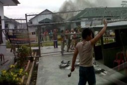 KERUSUHAN LAPAS KUALATUNGKAL