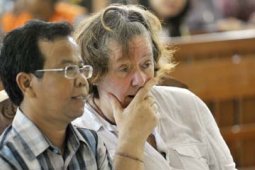 WARGA INGGRIS DIVONIS MATI