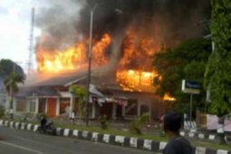 KERUSUHAN SUMBAWA