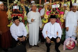 135 Peserta Ikuti Tradisi Baayun Anak Maulid