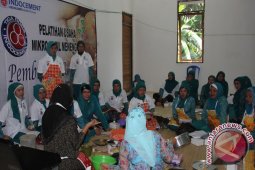 Indocement Latih UMKM Desa Binaan