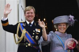 Ratu Beatrix akan turun tahta