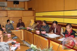 KUNJUNGAN KERJA DPRD TAPIN