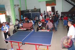 TURNAMEN TENIS MEJA ANTAR MEDIA