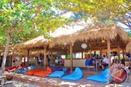 Gili trawangan ramai dikunjungi wisatawan