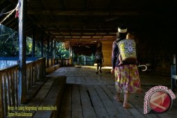 Kantor Desa Di Meratus Memprihatinkan