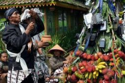 JAMASAN ALAT WARTAWAN
