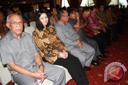 Rita Ingin Semua SKPD Terapkan Pelayanan Mengacu ISO