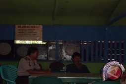 Kptsp Mukomuko : tiga karaoke penarik tidak berizin