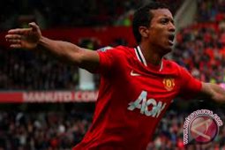 Nani antar "Setan Merah" taklukkan Reading
