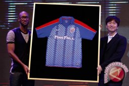 Mantan bos sepakbola China dihukum seumur hidup