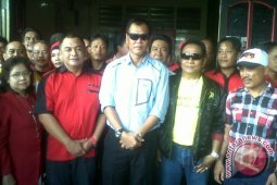 Firman Muntaco Daftar Calon Wali Kota ke PDIP Pontianak