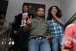 Slank bantu BNN jaring pencandu narkoba