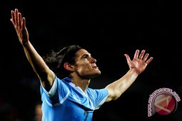 Torehan cavani belum mampu dongkrak napoli