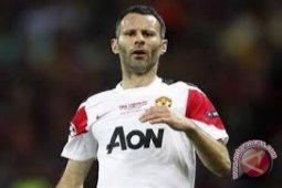 Giggs akan cetak rekor laga ke-1.000