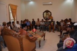 Pemkab Hentikan Izin Perusahaan Kelapa Sawit